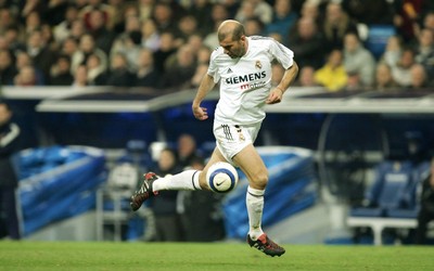 满贯体育独家-维尼修斯面对老东家破门不庆祝